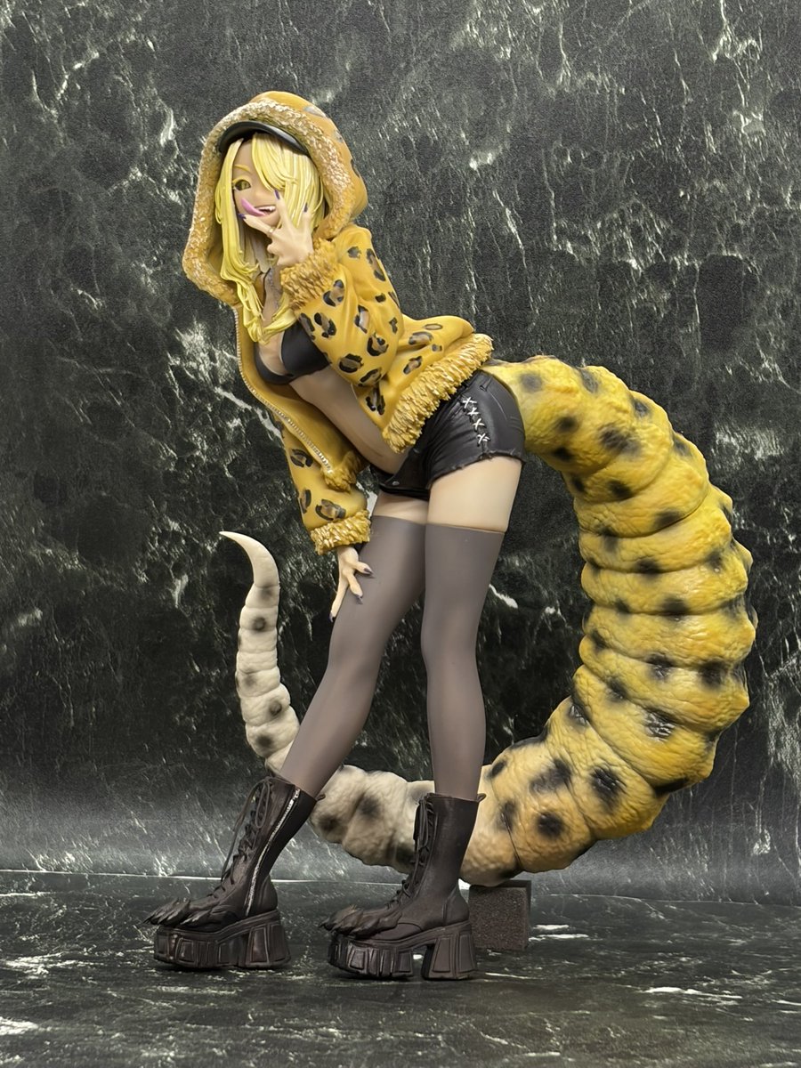 tibitan9's tweet photo. レオパちゃんの完成品フィギュアの2次予約スタートさせていただきます。
・サイズは24.5cm
・UVレジン製
完成品:¥25000
お問い合わせはDMでお願いいたします。 https://t.co/U8PmIpimCm