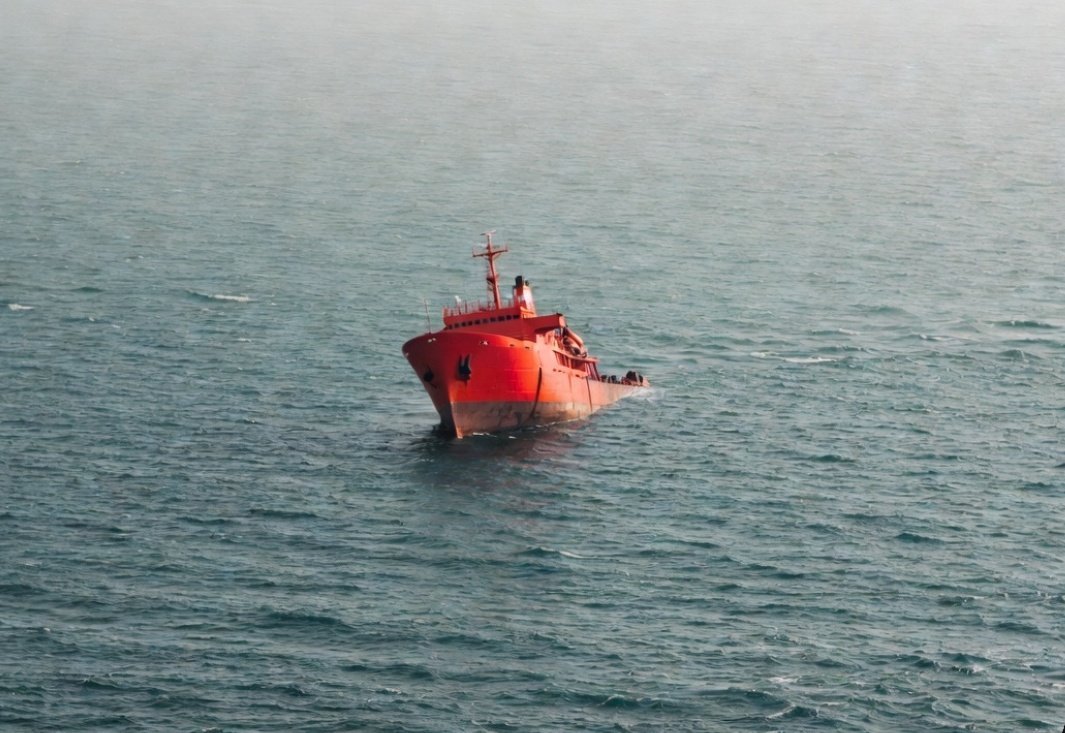 Floyd_chess's tweet photo. 🤣 😂 😂 Their ship is sinking https://t.co/Lz1V9maQoW