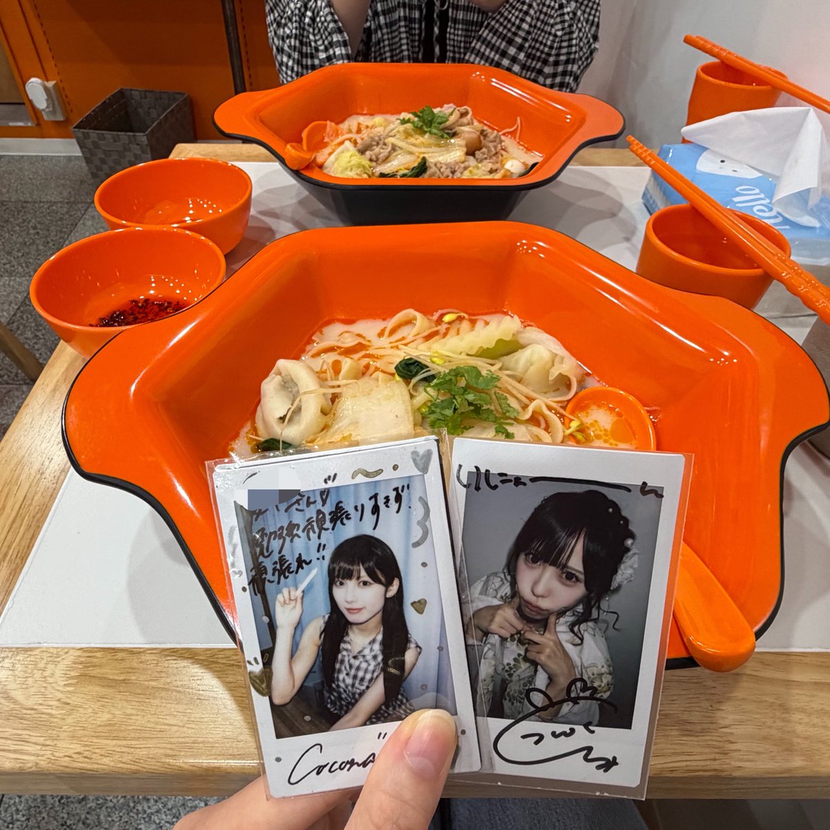 ars__nyon10's tweet photo. もう15年以上のガチリア友さんと麻辣湯食べに行ってきた💫

#くるみとゆびきり
#くるちぇき https://t.co/KyxWGGvwgt