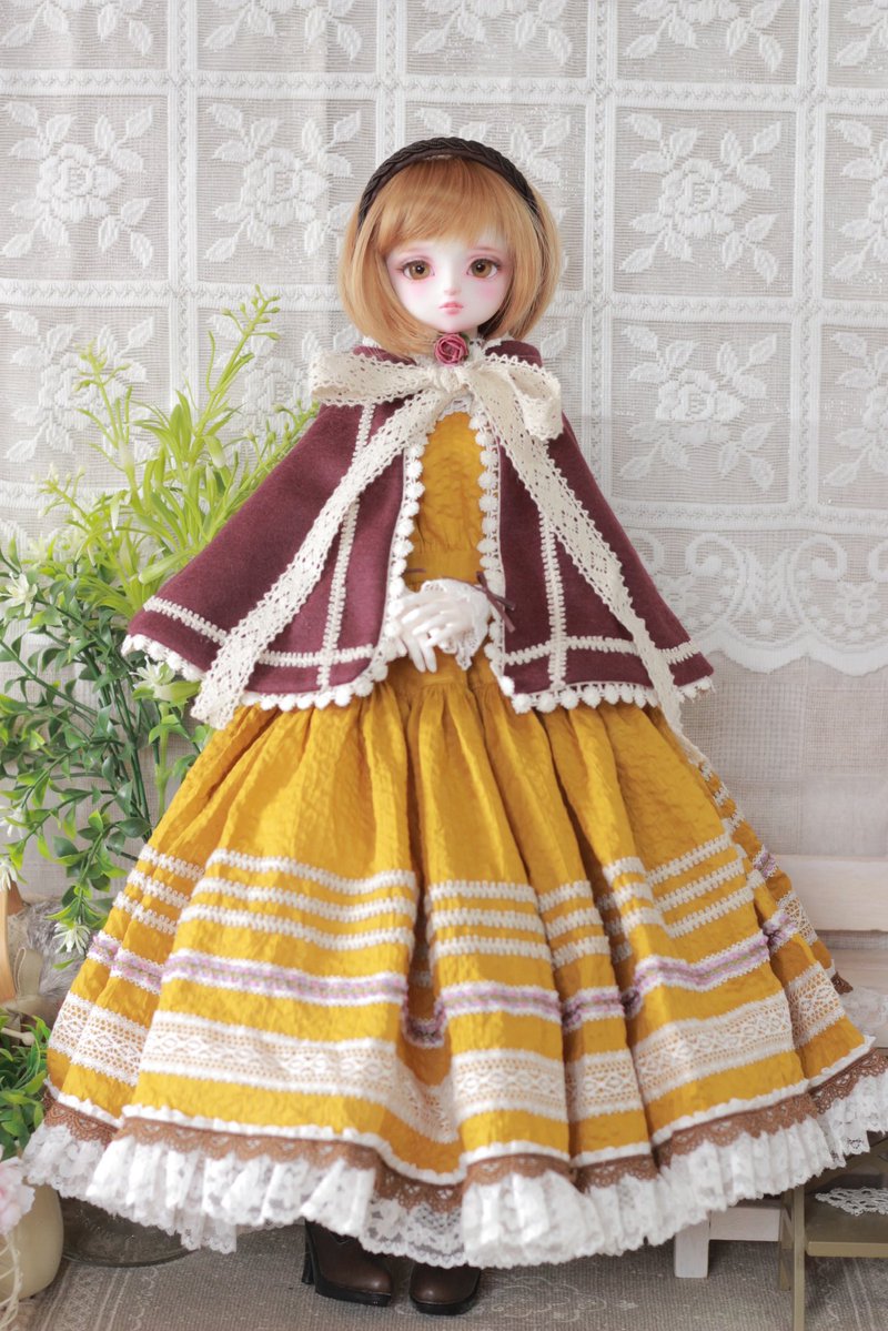 ren_watani_doll's tweet photo. 明日の撮影待ちの枝鳥さん。
レースやつけ襟のチャームが違うのです。3枚目が、モデル用のバージョン。
この秋色ドレス3着は、枝鳥さんありきで作れたお洋服なので、モデルも全部お願いね🙏💕︎大好きだよ!
#うずことアイ
#ALL_FOR_ONE_Doll
#mellow_makeup https://t.co/Ux4yoODUpO