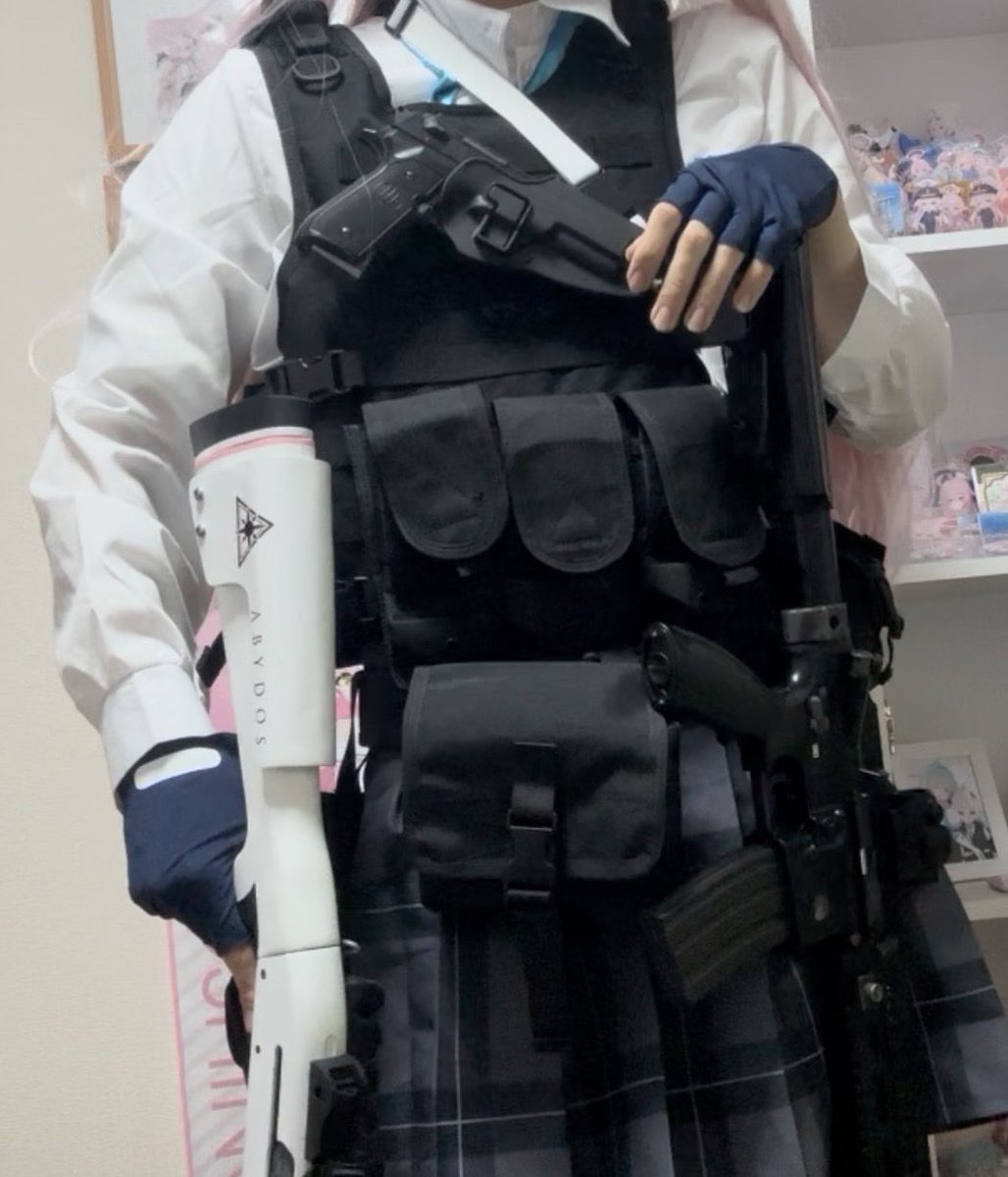 Sake_isana's tweet photo. 重い.......はぁ.....はぁ..... https://t.co/H40ltD1aCX