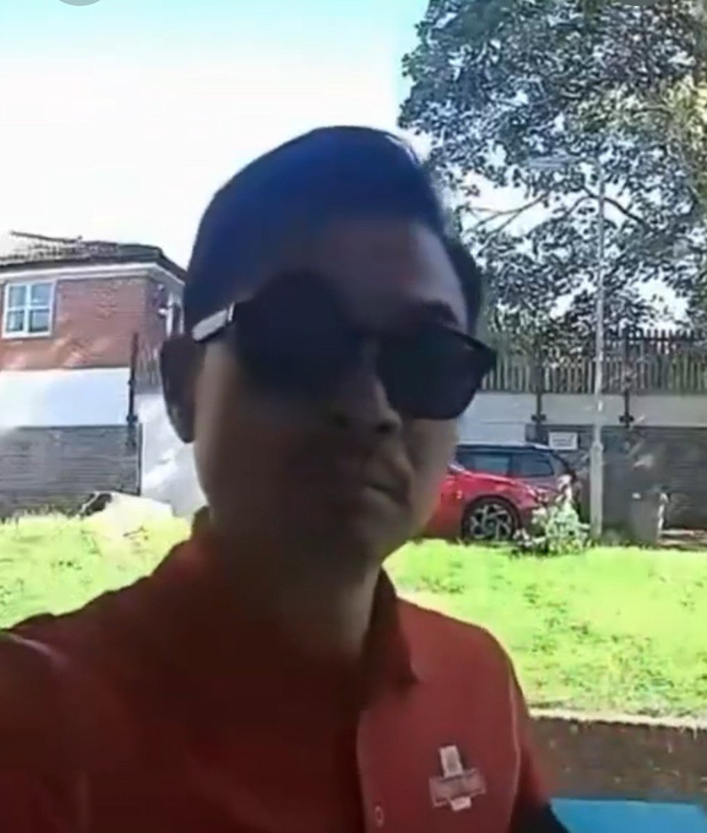 StuPot691448860's tweet photo. @NotFarLeftAtAll @RoyalMail Make him famous https://t.co/tOu5iaQNFB