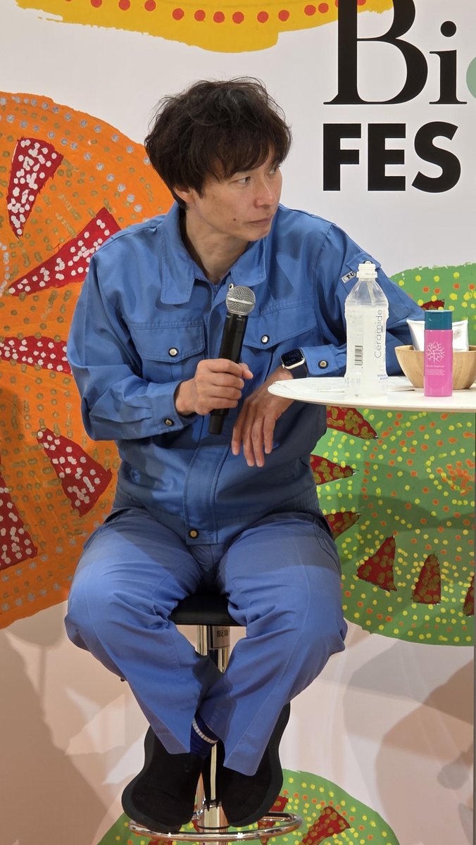 bluefore_st's tweet photo. 私はそこまで拘りはないけど、何を手に取っても体にも環境にもやさしいってのは確かに安心感あるよね。滝沢さんが提唱する顔が見える社会もそれだけ責任持ってやってる証。
占い師には声がガサツと言われた滝沢さんだけど、本当に丁寧な暮らしをしてるんだなぁと感心!!
見習わなくては!!
#Biople https://t.co/l6YGfxibD4