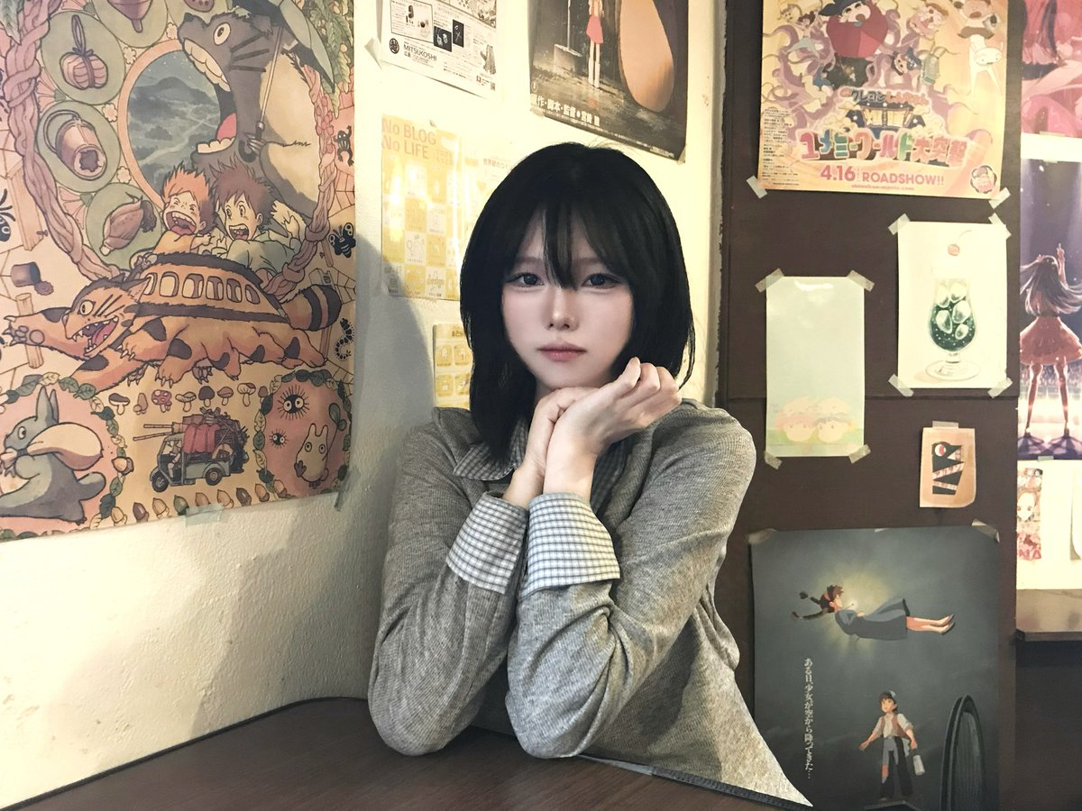 soy5oir's tweet photo. 오랜만에 카페를 다녀왓다네요 https://t.co/u9yMgiCajV
