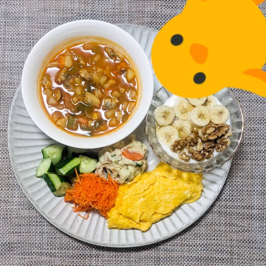 akiu_mini's tweet photo. 健やかにたくさん寝ている連休の、朝と昼を兼ねた食事の一例。
#おうちごはん #自炊記録 https://t.co/tnPQowNDv6