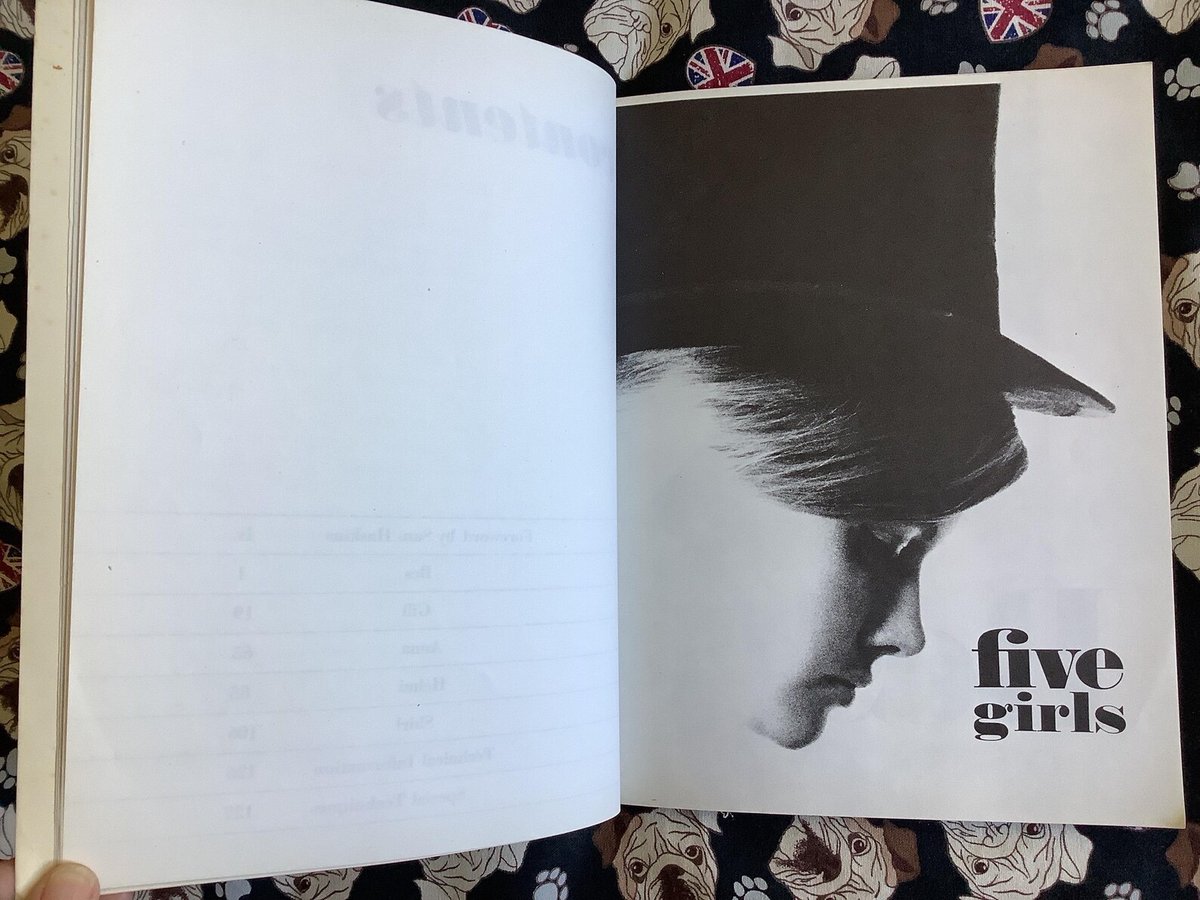 WatsonsVintage's tweet photo. NEW LISTING - Rare Vintage 1969 'Five Girls' Paperback Book by Sam Haskins - Art - Photography - Adult Interest - B&W Model Photos - Risque Art Photography Book https://t.co/LuAZMjFSrP via @Etsy #VintageBooks #RareBooks #FiveGirls #SamHaskins #PhotographyBook #AdultContent https://t.co/C9VQ9EtkSl