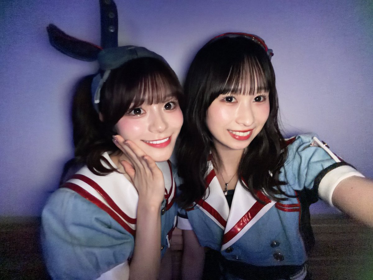 nana_isozaki's tweet photo. HKT48さんの「12秒」をなんと衣装までお借りして披露させていただきました！💎

ずっと憧れていた衣装を着て歌える日が来るなん���…🥹
夢みたいな時間でした♡

#HKT48 さん
#Boostyファンまつり https://t.co/8TaAFokTBs