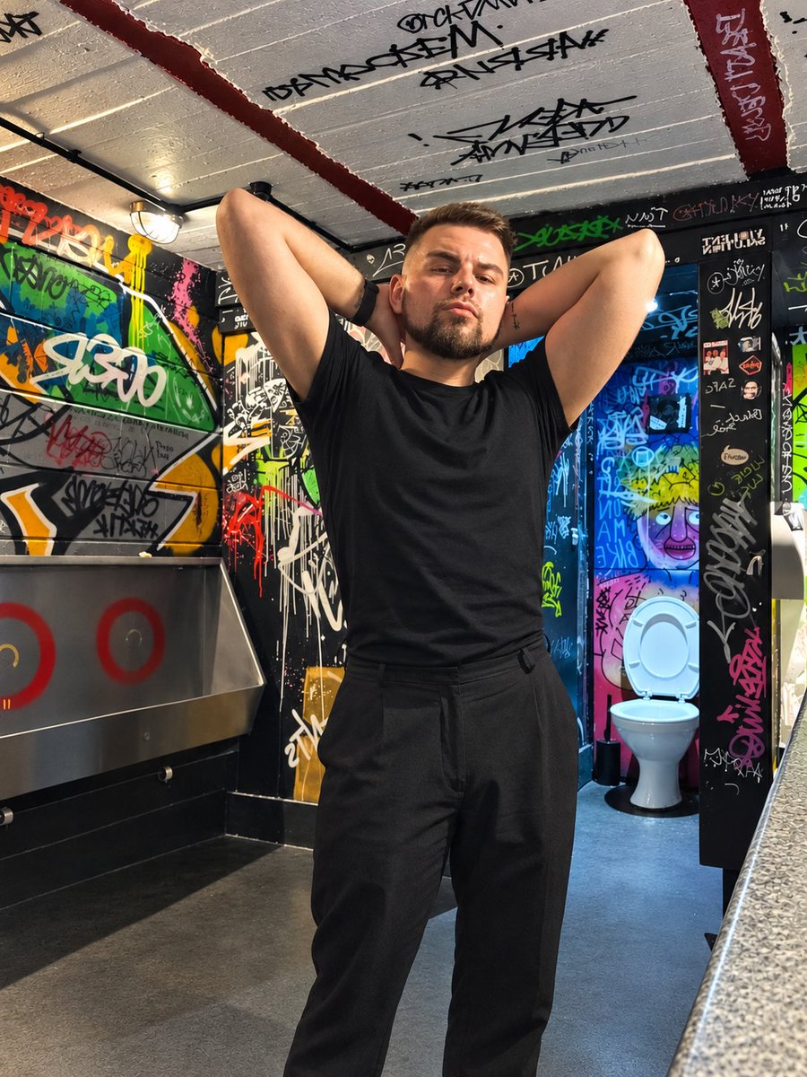drainingyoupigs's tweet photo. Enjoy the sweet sweet filthy scent of this room #dom #alphamale #ws #piss #cashfag #cashmeet #drain #findom https://t.co/DfoNdlygmn