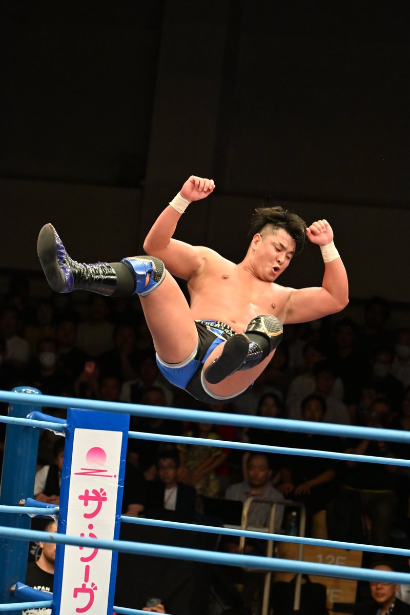 amecat_pro's tweet photo. 2026.09.22
後楽園ホール

飛びまくっていた

#ajpw
#王道T2026
#青柳優馬 https://t.co/7fGDw8Op9d