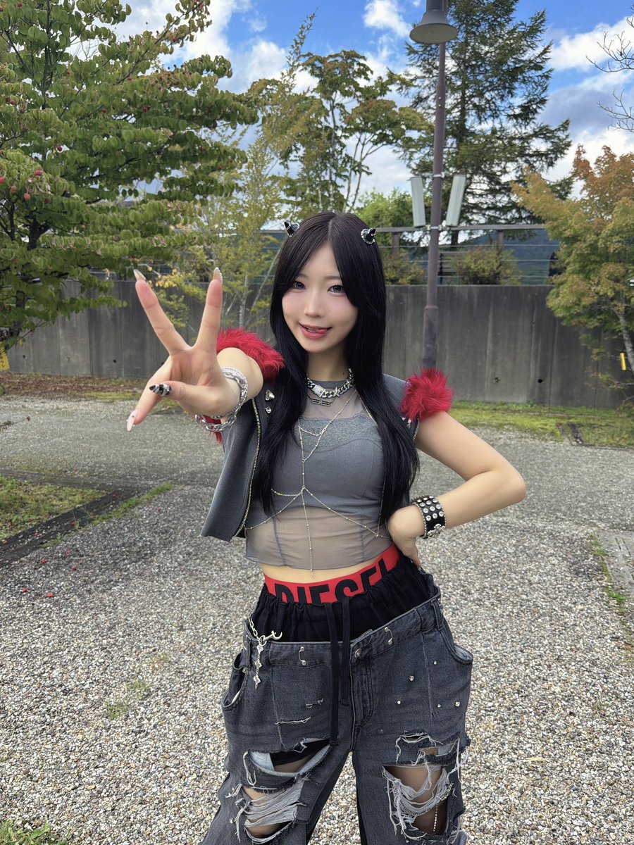zanka_miina's tweet photo. 最高の夏一緒に過ごしてくれてありがとっ https://t.co/l7H7Bant2L
