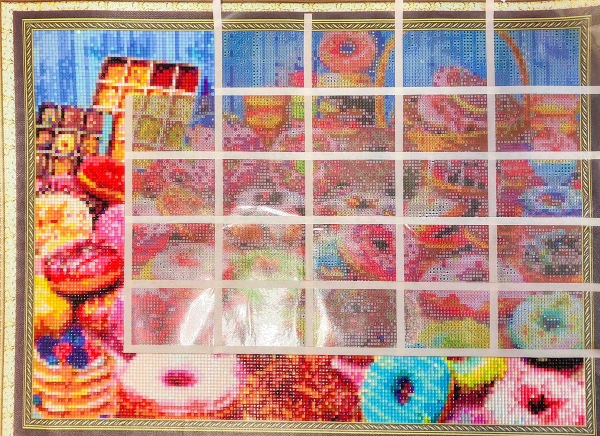 mofumelia's tweet photo. ダイヤモンドアートNo.30　4日目
ぐるりと外周進み中｡｡｡🍩
次回は金曜日か土曜日かな？
(((:з)⌒(ε:))) ｺﾛｺﾛ

#ダイヤモンドアート https://t.co/0QZPBeyagC