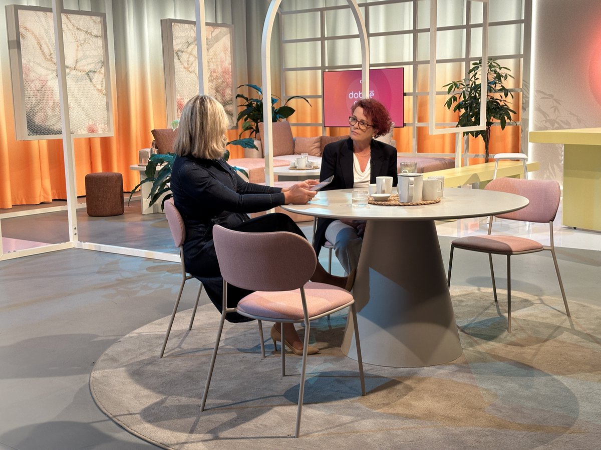 khsjmk's tweet photo. ❕Klíšťata nám v JmK nedají oddechnout❕
V dnešním vysílání ČT, Dobré ráno, informovala, MUDr. Renata Ciupek veřejnost o stálé hrozbě, kterou představují klíšťata. Rozhovor najdete v čase 06:44. Nezapomínejme, prevence je nejlepší lékař! 💉
https://t.co/Z38bK6VN3b https://t.co/b4nS9flvzH