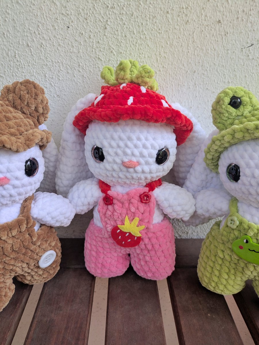 pixieamigurumis's tweet photo. Friendly reminder✨🩷

Hago peluches de crochet por encargo de lo que queráis, de vuestras mascotas, personas, videojuegos, personajes... lo que se os ocurra. ☺️🩷

Solo tenéis que mandarme un MD con vuestra idea y os doy presupuesto💌

Aquí algunas cositas hechas por mi: https://t.co/FDFIshLvyQ