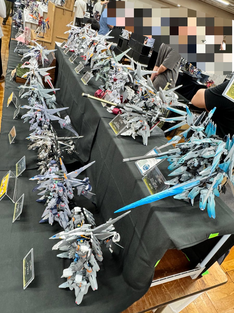 TTTTself's tweet photo. T-self主催の合同展示も早くも第4弾でした。
毎度のことながら参加してくれる皆様、見に来てくれる皆様のおかげでなんとか続けられております。ありがとうございます🙏

どうしてこうなった… https://t.co/plUXgzTbGv