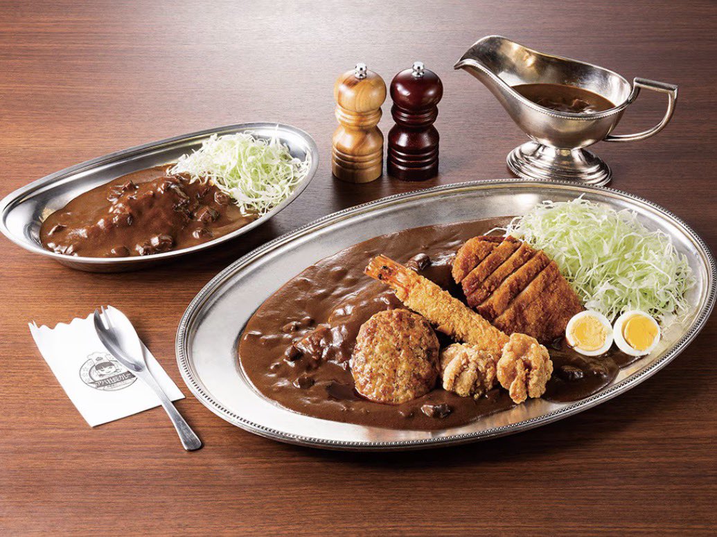 enna1010's tweet photo. 気になって調べたら、アパグループ発祥の地の石川県の金沢カレーをイメージして作られていて、金沢カレーは昔から千切りキャベツを添えるのが定番だかららしい！
勉強になった✍️ https://t.co/QIqKyomgvQ