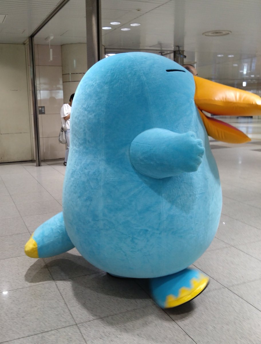 marusachu_624's tweet photo. 今日の記録
JRなんば駅に行ってきました。もちろんイコちゃん目的です。いつも迷ってストレートに行けない。ついでに、なんばHatchにも😂
今日のイコちゃんはゆった～リな感じかな？イコちゃんファンが増えたなと今日この頃。 https://t.co/gVc3Lbk2Yw