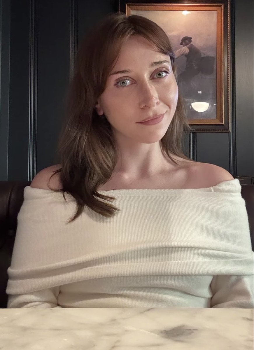 MikeLewispfxe's tweet photo. She knows she’s making us cum https://t.co/gbJ4ZJ2YBJ