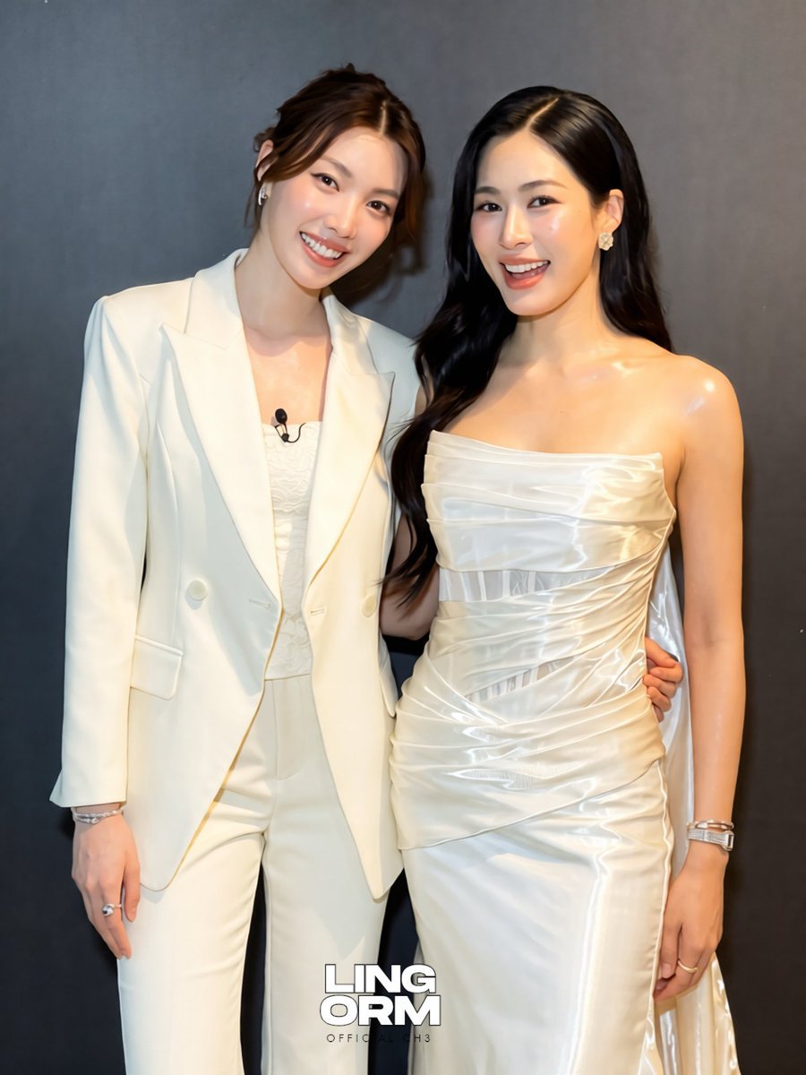 Mami_Overdose's tweet photo. เดอะลอร์ดออมเดอะหริง อย่าส่งเสียงดัง ช่วงนี้ฟ้าแรงส์ 🤭🤣

LINGORM PRESENTER SOFEA
#LingOrmSofeaLiveStream https://t.co/MlQHmli7zU