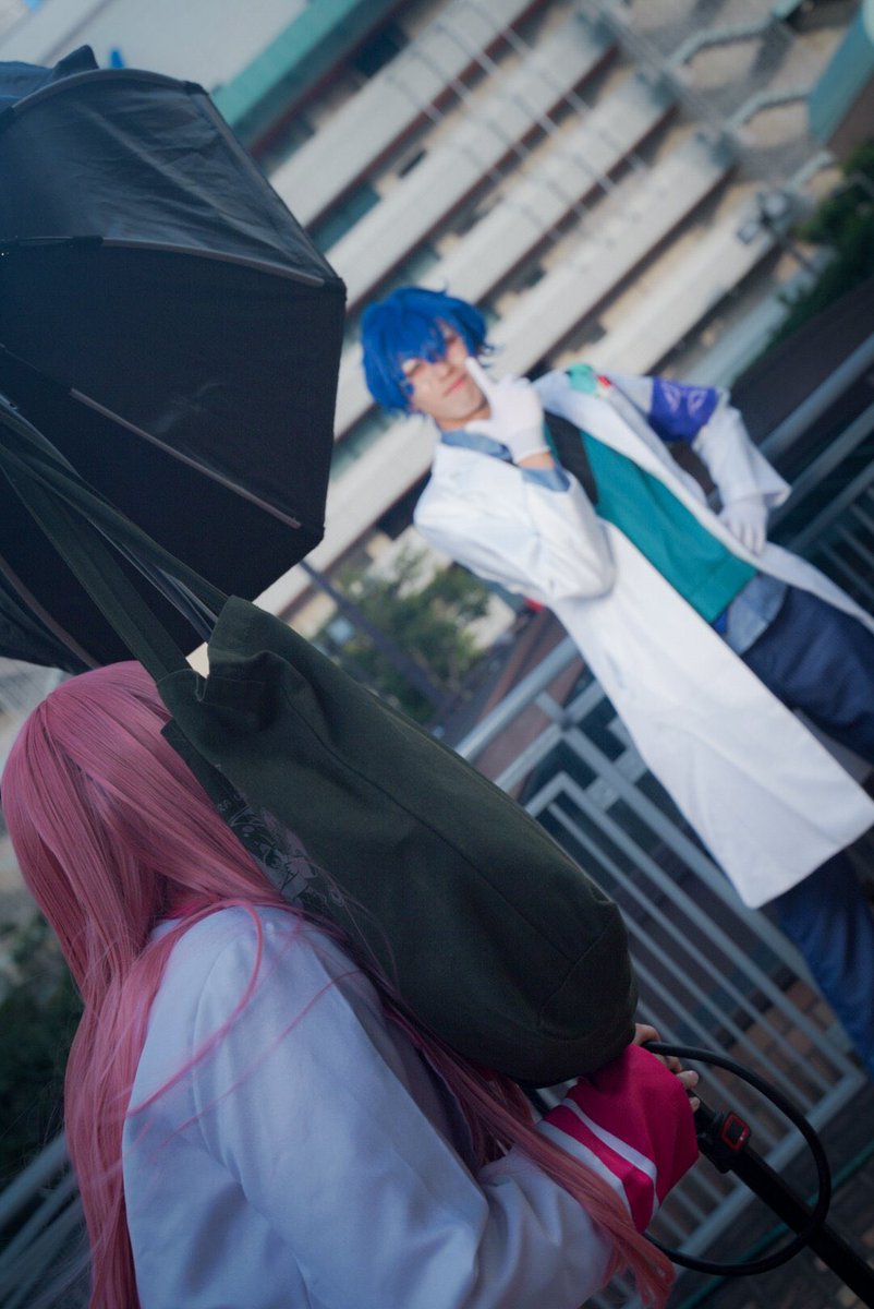 gomachan_cos's tweet photo. レオスさんの撮影にアシスタントンゴしたにょ〜〜〜！！📷✨

💕🦩「いいですよ〜レオスさぁーん(ﾆﾔﾘ…)」

✨素敵なカメラマンさん：
さかした様(@nyanbaroun ) https://t.co/EMvpRUF4dI