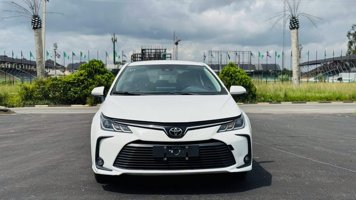 Teekacouture's tweet photo. 2023 Corolla 
23m
Newly imported
Not used on Nigerian road https://t.co/7bjhRPRd07
