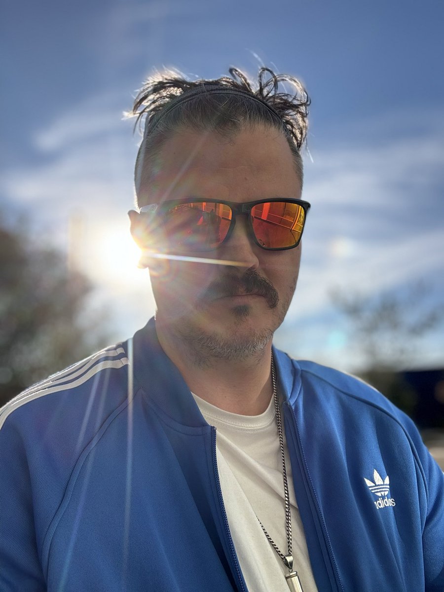 FastingFake's tweet photo. 🚬#TragicMic🎙️♾️ levels to 🫏🪰 https://t.co/PCX9Wdlch9