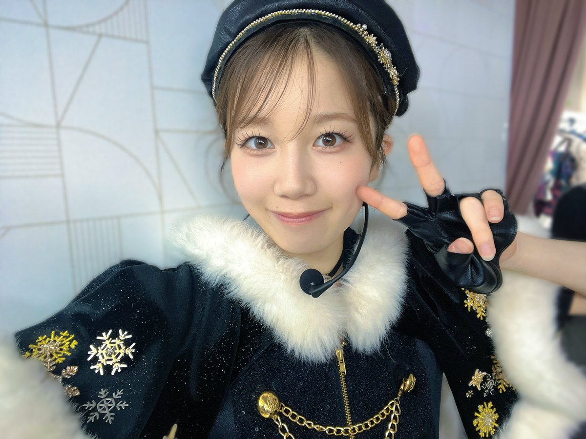 mayuu_masai0301's tweet photo. #ここからだ公演
ありがとうございました❕

コンサート前最後の公演でした！！
Kアリーナに行ってくるよ〜と、しばらくの別れを告げて劇場を後にしました､､🥺

今日も楽しくてサイコーでした(๑˃̵ᴗ˂̵)/⭐️
また劇場で会いましょう♪ https://t.co/0kZranzzuH
