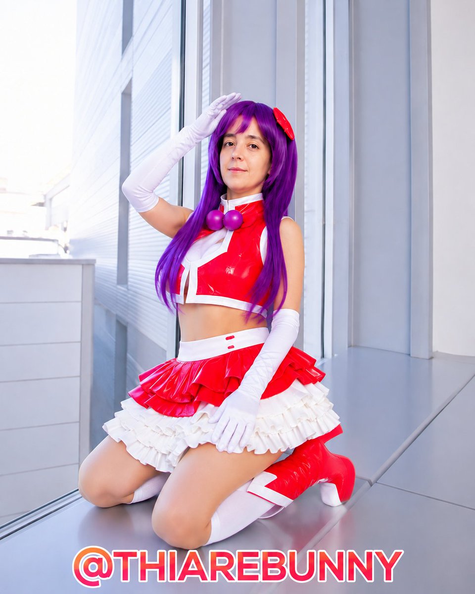 thiarebunny's tweet photo. ¡Athena Asamiya lista para el combate! ❤️💜 Entre volantes, brillo y botas rojas, este outfit idol de The King of Fighters viene a robarse todas las miradas. 😏✨ ¿Te gusta este cosplay? Sígueme en @THIAREBUNNY 💕
#AthenaAsamiya #KOF #Cosplay #THIAREBUNNY https://t.co/Vd7rApcVkO