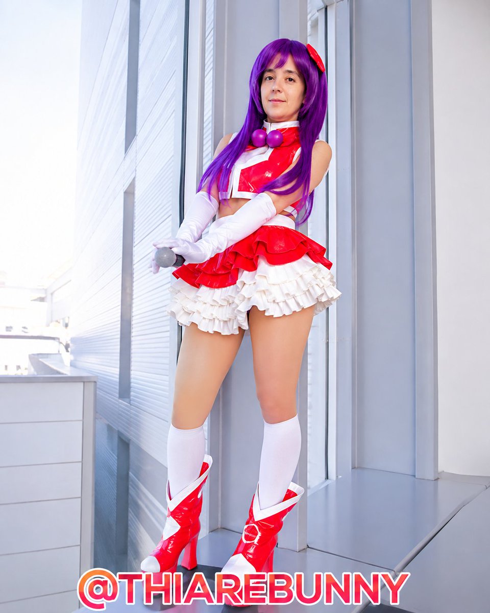 thiarebunny's tweet photo. ¡Athena Asamiya lista para el combate! ❤️💜 Entre volantes, brillo y botas rojas, este outfit idol de The King of Fighters viene a robarse todas las miradas. 😏✨ ¿Te gusta este cosplay? Sígueme en @THIAREBUNNY 💕
#AthenaAsamiya #KOF #Cosplay #THIAREBUNNY https://t.co/Vd7rApcVkO