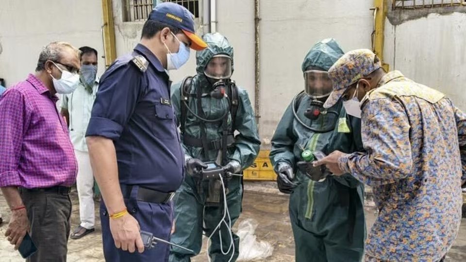 JPZanders's tweet photo. #ChemicalWeapons #India #ChemicalIndustry #Codes #Preparedness #OPCW
India urgently needs a National Chemicals Code
https://t.co/QAqUqE1ejO

[...]
Industrial safety falls under the ministry of labour and state factory inspectorates. Hazardous substances oversight sits with the ministry of environment, forest and climate change (MoEF&CC). Industrial chemicals and fertilisers are handled by the ministry of chemicals and fertilisers, while transport safety is overseen by the ministry of road transport and highways. Chemical weapons compliance is managed by the cabinet secretariat’s National Authority for the Chemical Weapons Convention. Each operates with its own lists, thresholds and enforcement cultures, leaving no single authority accountable for chemical safety and security end-to-end.
[...]