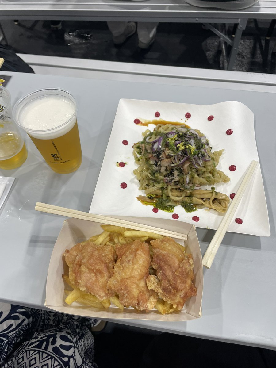 saorin2210's tweet photo. いや控えめに言うて最高でした！！
てかお笑いも見れるし、涼しいとこでご飯食べれるし、トイレ増設してくれてるし、コヤソニ最高🫶✨
やわらかフェスアラフォーには助かる💓

#コヤブソニック
#コヤソニ2026 https://t.co/pAZ9ExxjAM