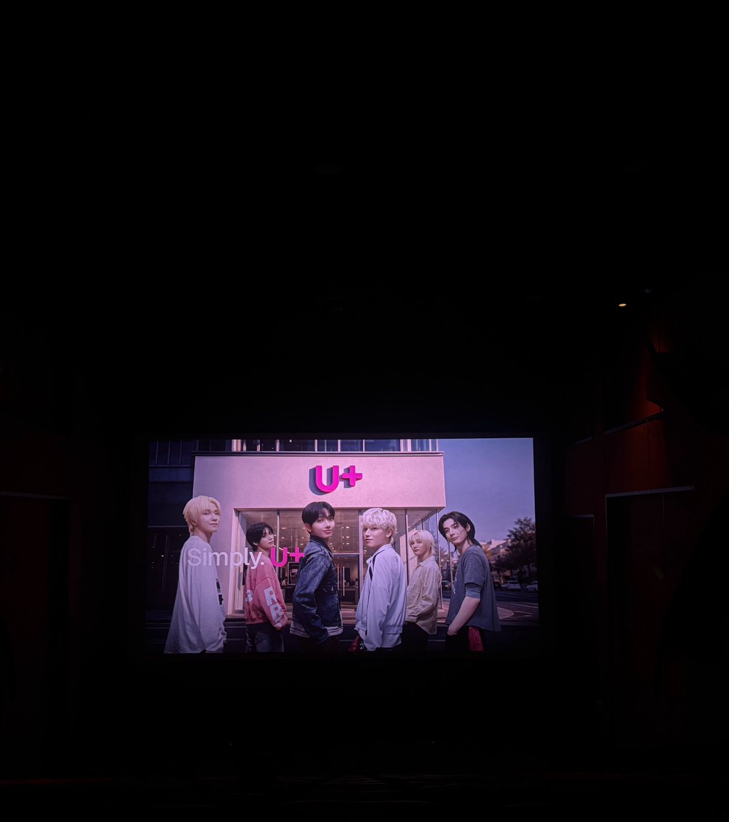 myaa__20's tweet photo. 따라다니지마시게 https://t.co/4Pm0wYsKJl