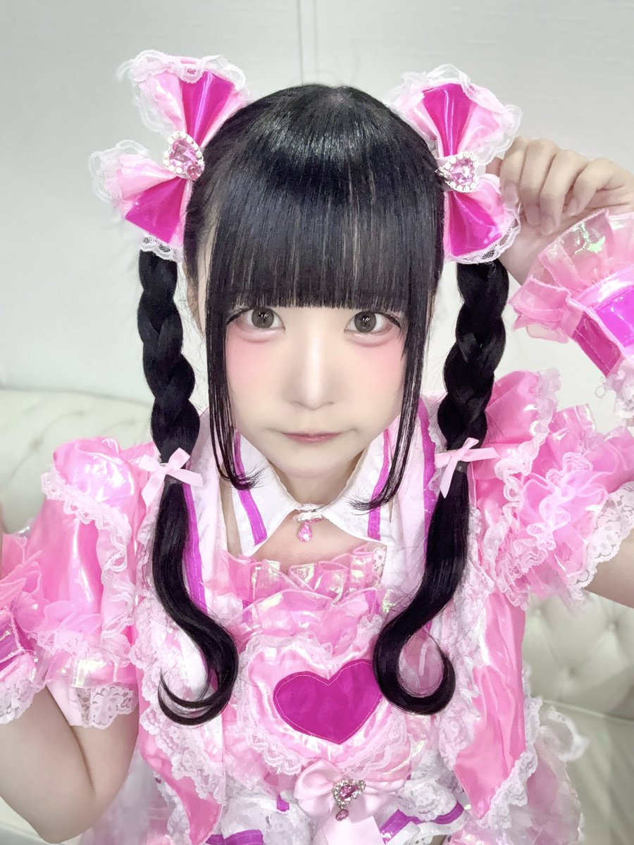 mimi_TZT4's tweet photo. 🌟TZTZ 1st ワンマンライブまで
　　　　　　カウントダウンチャレンジ❕🌟

本日から10/14のワンマンライブまで、毎日ちがうヘアアレンジにチャレンジ❕Ი⑅𐑼🎀
TikTokに動画を毎日のせるのでみんなの好きな髪型みつけてね〜⸜(> <⑉))⸝💖
ワンマンライブ詳細はリプ欄へ✅♡ https://t.co/8MXI8Xu39i