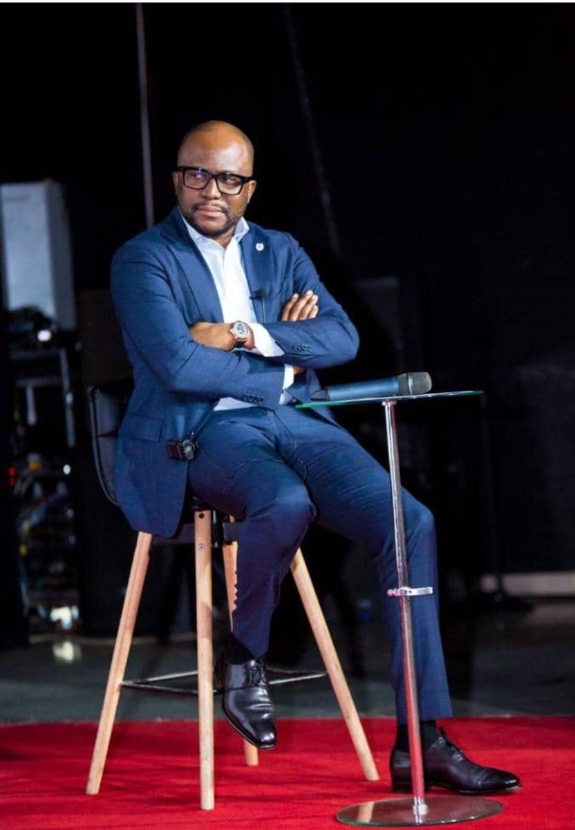 MprinceMutsh's tweet photo. La normalisation de l’accès au pouvoir et de l’alternance démocratique permet de replacer la politique à sa juste place; gouverner l’État, fixer les règles et veiller à leur respect.
@PatrickNkanga2 https://t.co/9ZPeANbO8c
