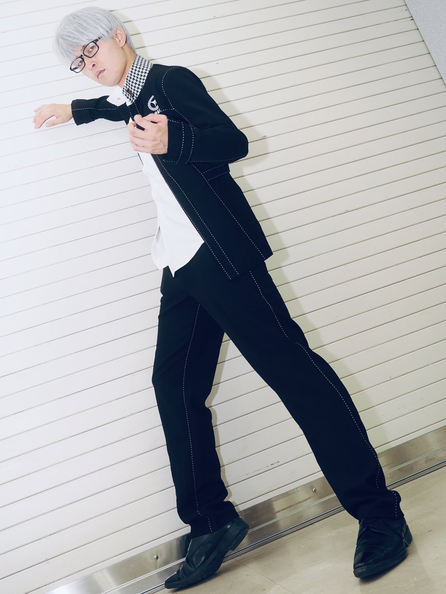 taidaisgood's tweet photo. 【コスプレ / Cosplay】

ペルソナ4 (Persona)

主人公：鳴上悠(鋼のシスコン番長)

#アコスタ池袋 https://t.co/7KUfkyBXWC