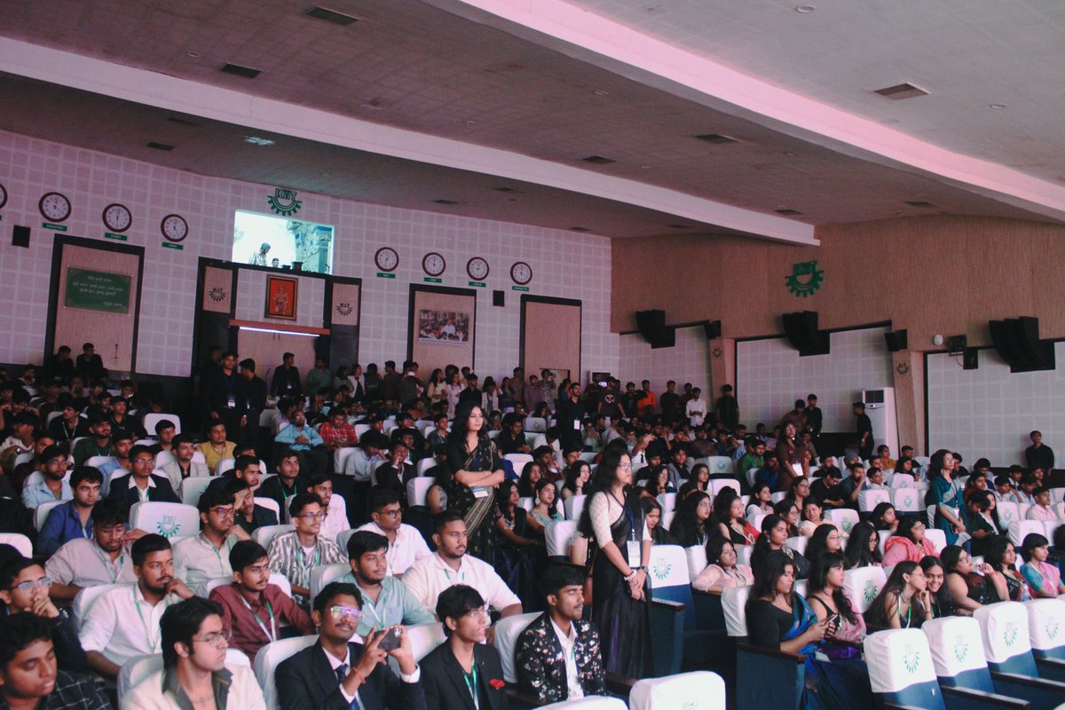 KIITUniversity's tweet photo. We at KIIT warmly welcome the newest members of the School of Mechanical Engineering & Aerospace Engineering.

From machines that move the world to technologies that take us beyond it, your journey begins with curiosity, creativity and the courage to build what’s next.

Welcome to KIIT!