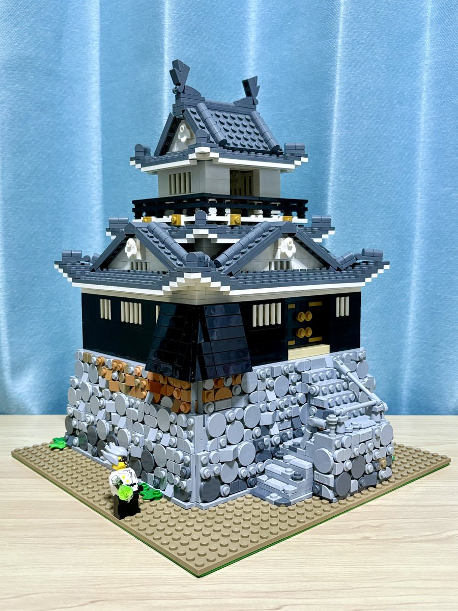 drpeisan's tweet photo. LEGOで浜松城を作りました🏯
#LEGO #レゴ https://t.co/nnpkQR9zgI