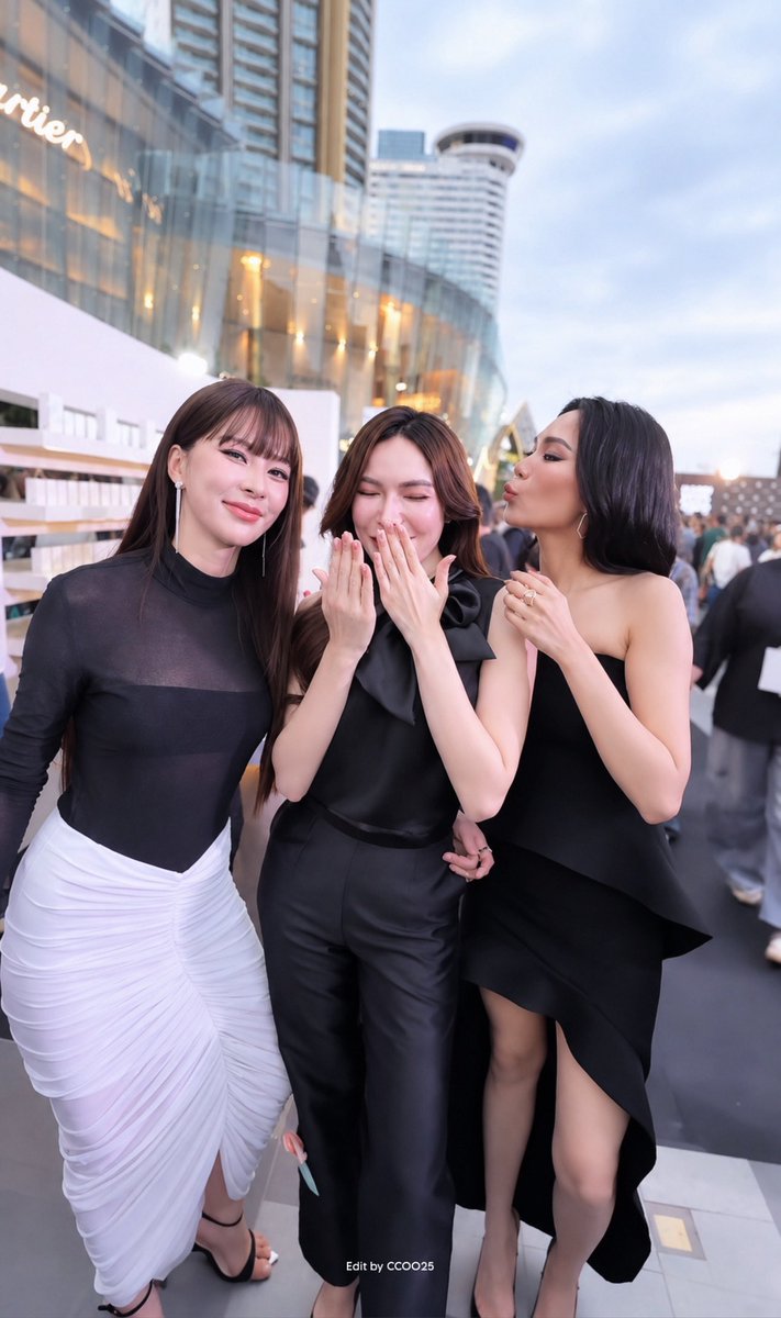 CC_OO_25's tweet photo. HAPPY ~ 🥰

CHARLOTTE X EFW2026 #EFW26PressConXCharlotte
#ชาล็อตออสติน #charlotteaustin @itscharlotty https://t.co/jGjX8vfhfT