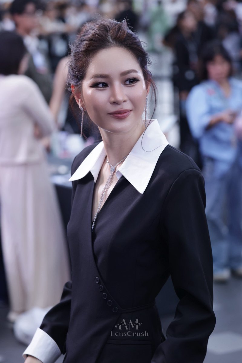 bebeebhi's tweet photo. โอ๊ยยยยนี่ใจฉันเป็นอะไรเนี่ยย มันเจ็บเหมือนโดนความสวยทิ้มแทง

APPLE PRESS EFW2026 ICONSIAM
#AppleXPressEFW2026
#applelapisara https://t.co/JLnH6EIx7W