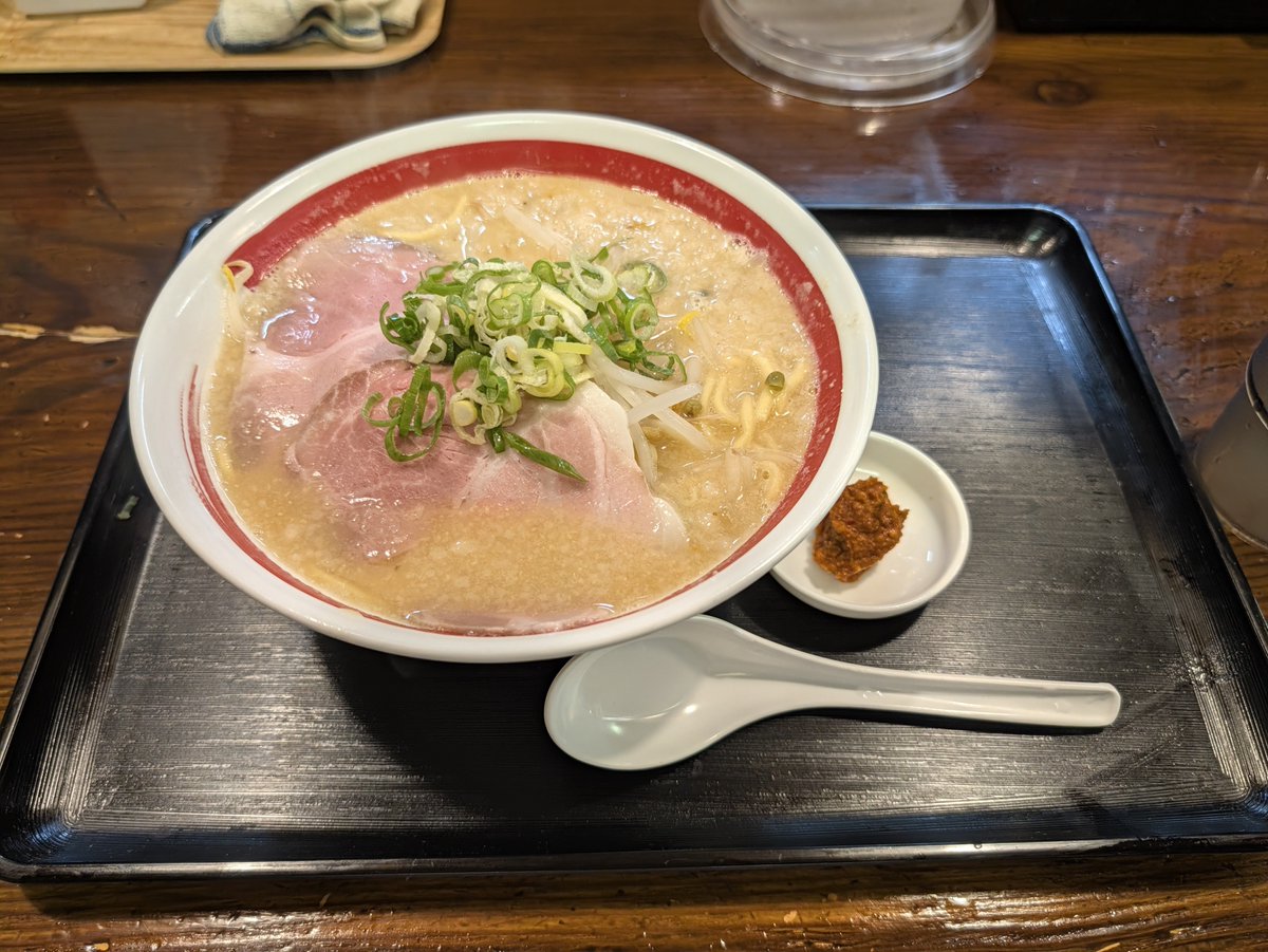 1_ARA_1's tweet photo. 弟にラーメンを奢りながら、社会人生活について聞く実績を解除しました。 https://t.co/wUUsCHgjlN