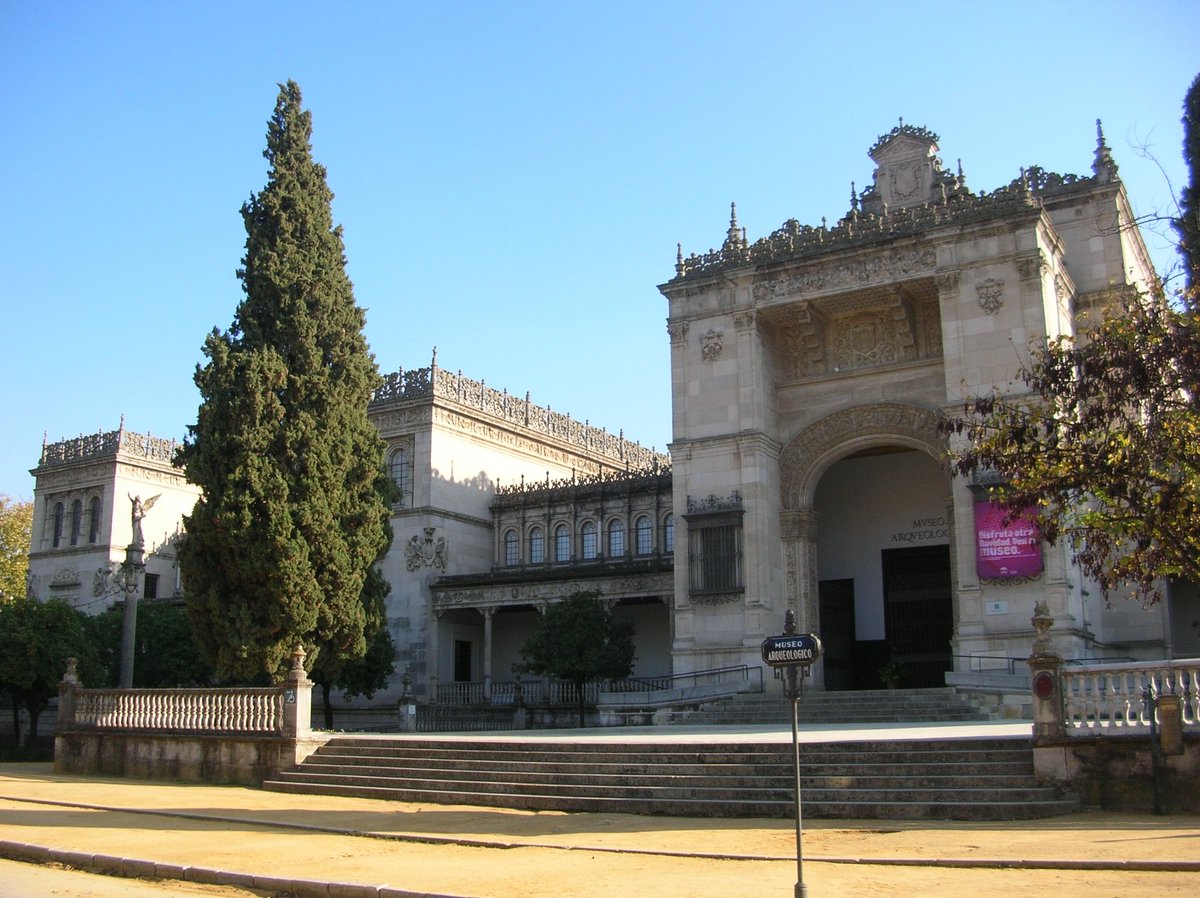 PabloGTorrejon's tweet photo. Que a nadie se le pase tras el banquete pagado por la @AndaluciaJunta y @Ayto_Sevilla (más de 30.000€) que el Museo Arqueológico de Sevilla lleva cerrado más de 5 años.

Nula protección del patrimonio https://t.co/7ozWG1DwiW