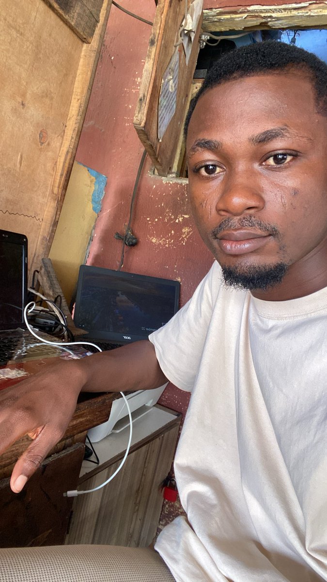 only1olagoke's tweet photo. Currently in shop. I do all typesetting and editing. Locate me Shop PB4 Lasu https://t.co/xuflzBJbhB