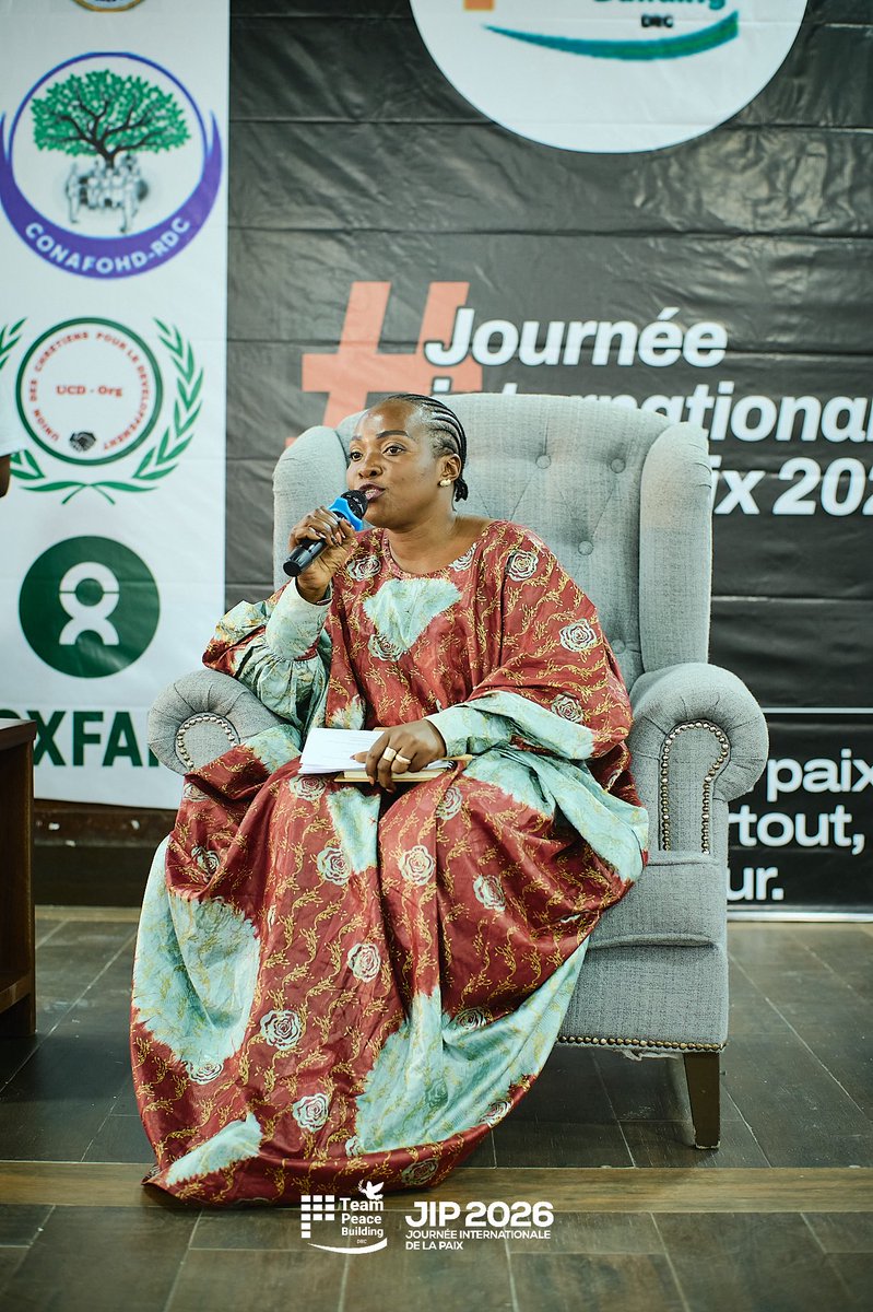 UOFH_DRC's tweet photo. À l’occasion de la #JIP, @EmmanuellaVasi1 point focal de l’uof met en lumière l’importance de la localisation de l’aide,du renforcement des org. locales et de l’implication des communautés.
Les fmes actrices de paix sont en 1ere ligne pour la prévention des conflits. https://t.co/pEzUOhyT8R