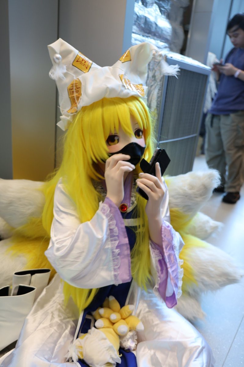 meomeo4i's tweet photo. 東方project--- 八雲藍

📷:@shing123454321 
圖一kiger: @sakaneko_meow 

#PR11 #kigurumi #着ぐるみ  #東方Project #八雲藍 #ウマ娘 #オグリキャップ #PaletteRing11 #同人展 https://t.co/hZYeR7diQw