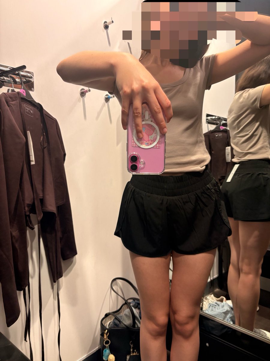 sickkittybody's tweet photo. #edtwtㅤ- bc - i hate my legs 😡 https://t.co/0QvvMzqxK3