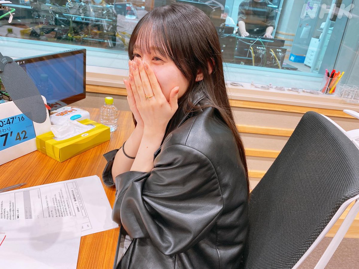 nhk_radirer's tweet photo. 9月20日のらじらー！サンデーは「NHK ONE らじる★らじる」の聴き逃しサービスで1週間何度でも聴くことができます📻🎧

ちらっ𓂃₊˚♡
　　君と目が合った＿＿＿＿＿＿

⬇聴き逃し配信はこちらから⬇
https://t.co/yjdkIc5EFe
⬇アプリはこちらから⬇
https://t.co/9CjZt15iPS
#nhkらじらー #川﨑桜 https://t.co/ACNOS7xQUP