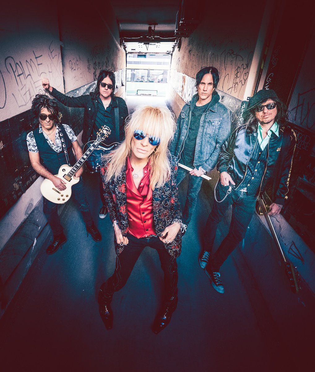 metro_kyoto's tweet photo. 【大反響🔥 MICHAEL MONROE 京都METRO】

11/27(金) MICHAEL MONROE JAPAN TOUR 2026！
先行受付から早くも大きな反響頂いてます!!!

現在、e+プレオーダー（抽選）絶賛受付中!!
HANOI ROCKSから最新作『OUTERSTELLAR』まで。
あの圧倒的なLIVEを、METROの至近距離で。

ご来場予定の方はお早めに確保お願いします!!!
--------------
MICHAEL MONROE　JAPAN TOUR 2026 京都公演
＠京都CLUB METRO

2026年11月27日(金)
OPEN 18:00 / START 19:00 

Special LIVE：
Michael Monroe

前売¥10,000 ドリンク代別途　
---------------------------
＜e+プレオーダー(抽選)受付＞
■ https://t.co/5CuN65tWlZ
---------------------------

詳細：
https://t.co/Rx7ZoLbfZX
https://t.co/7zHCPt8rgL
#MichaelMonroe #HanoiRocks #ClubMetro