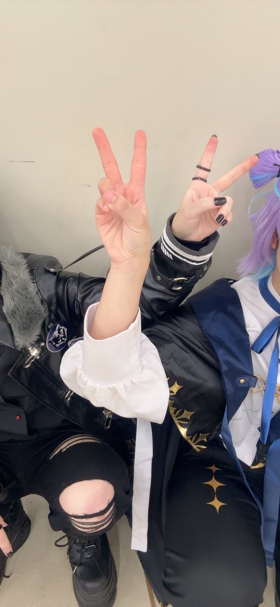 Yuit0398_cos's tweet photo. a!お疲れ様でした！
一年以上ぶりにパンク衣装でした😁
くっそ暑かったけど楽しかったのでよしっ！✌️
ド緊張だったけど沢山褒めて貰えて嬉しかったです！あざます😊
ｰCosplayｰ 🌈 / 👻🔪
#アコスタ池袋 https://t.co/RN5mxY5DmY