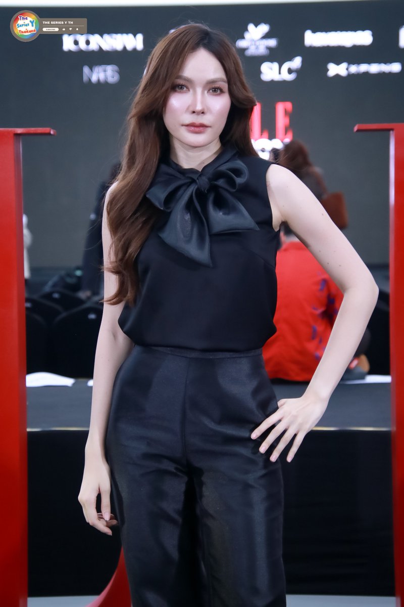 theseriesy_th's tweet photo. "ชาล็อต ออสติน" ในงาน ELLE FASHION WEEK 2026 PRESS CONFERENCE

CHARLOTTE X EFW2026 #EFW26PressConXCharlotte
#CharlotteAustin #ชาล็อตออสติน
#ELLEFashionWeek2026
#EFW26ATICONSIAM https://t.co/8mGCqa1P3j
