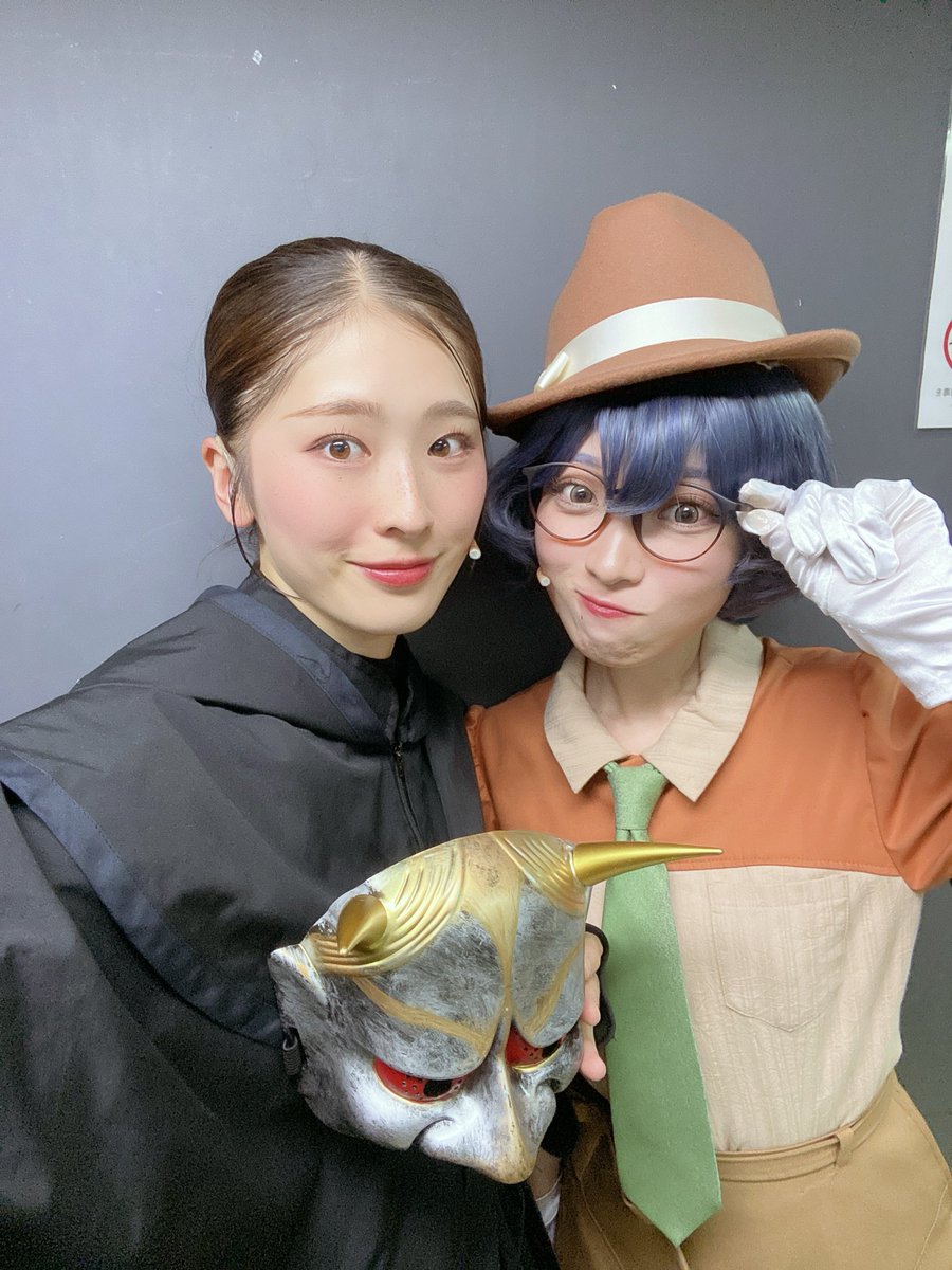 honami_shibuya's tweet photo. #舞台新サクラ大戦 5日目終了！
ご来場いただきまして誠に、ありがとうございました。

ジュリ役の詩ちゃんと📸
初舞台でご一緒して、こうしてまた同じ舞台に出ることができて、本当に嬉しいです。
(クリアカード追加購入したらジュリ出ました。ｱﾘｶﾞﾄｳ)

明日は休演日！また24日に！🌸 https://t.co/wIdKOMUkFS