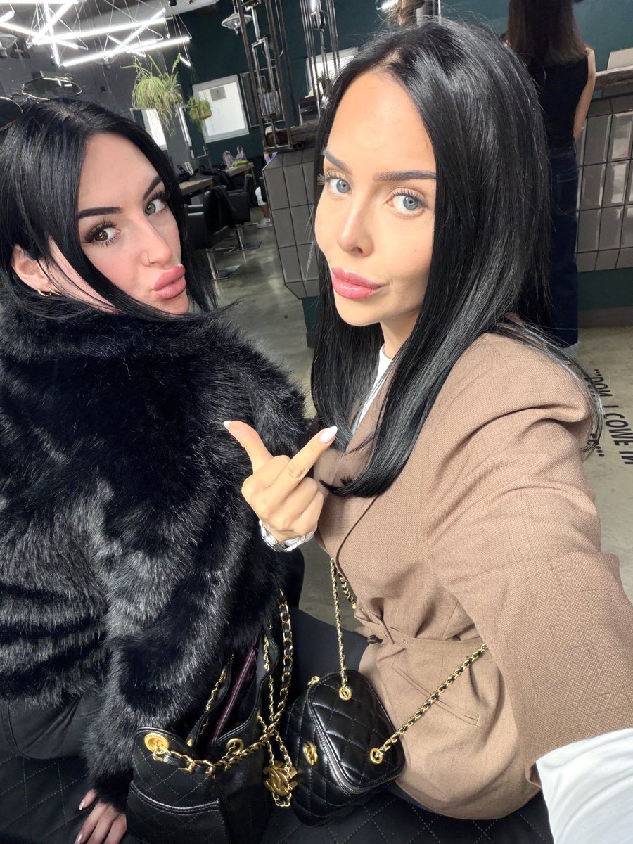 goddesschannely's tweet photo. Doppelt gefährlich doppelt teuer. 👑🖤
@xgoddessem &amp; ich sind zurück
Wer von euch hat unser Duo vermisst und ist bereit für den nächsten Drain? 👀💸 https://t.co/voHnkdCFl9
